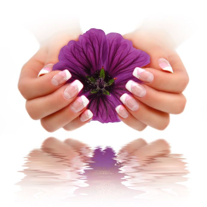 Nagelmodellage bei Divaverde Kosmetik Studio Divaverde Nürnberg